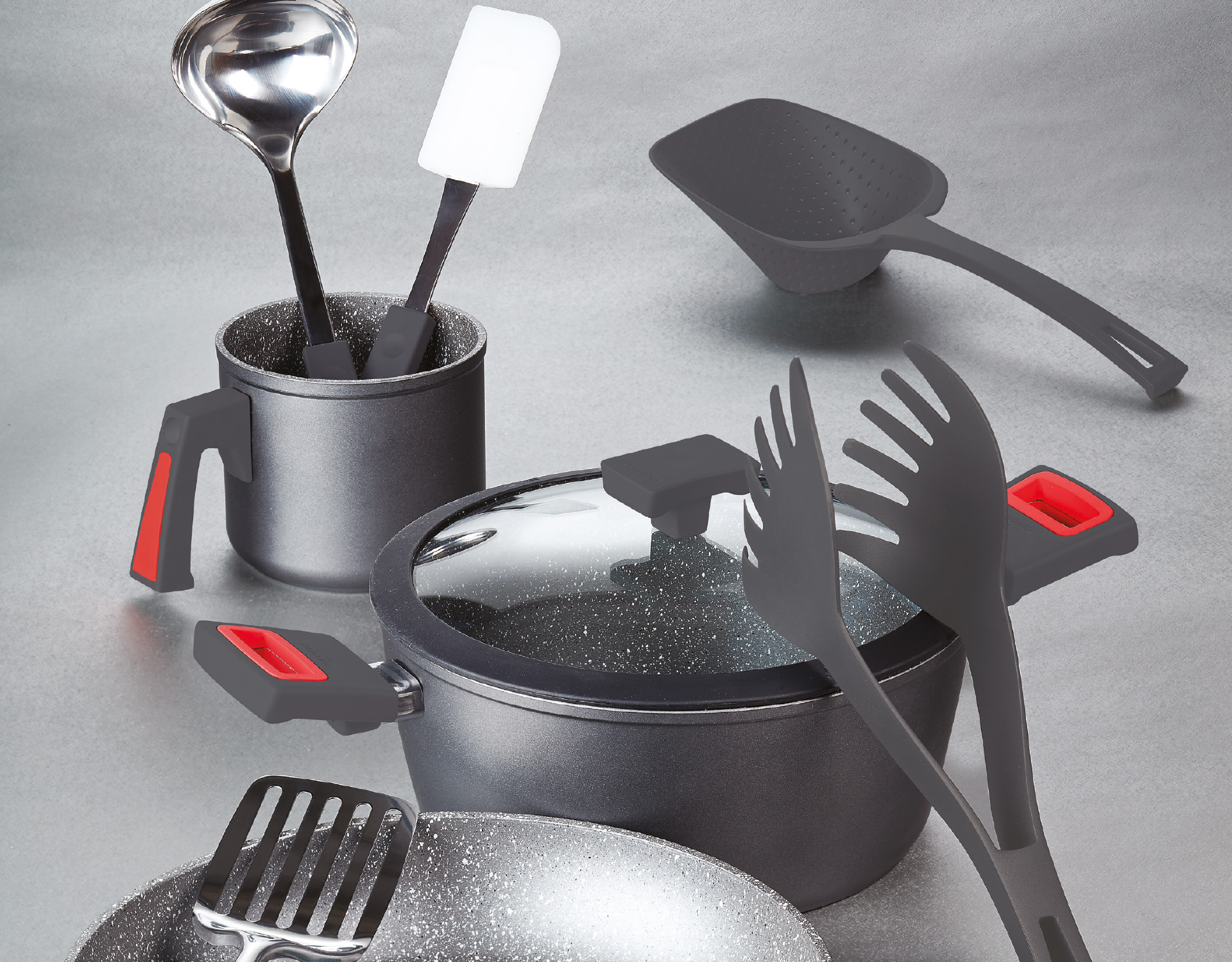 Exceptional Italian kitchen tools set made by Ghidini